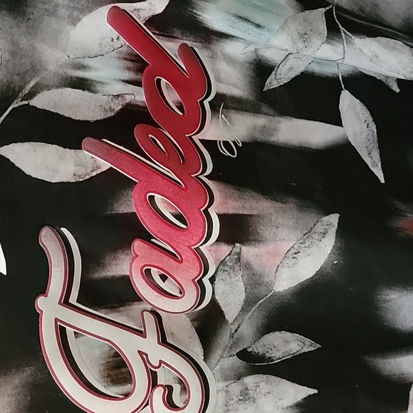 Shirt - Picture 5 of 5